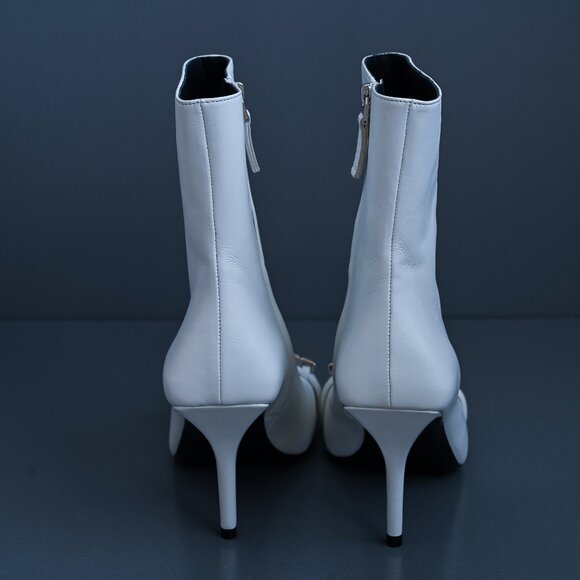 Givenchy White Lamb Leather Ankle Boots 90mm 9/39 - Picture 3 of 14